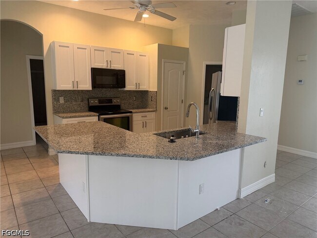 Foto del edificio - 614 SW 57th St