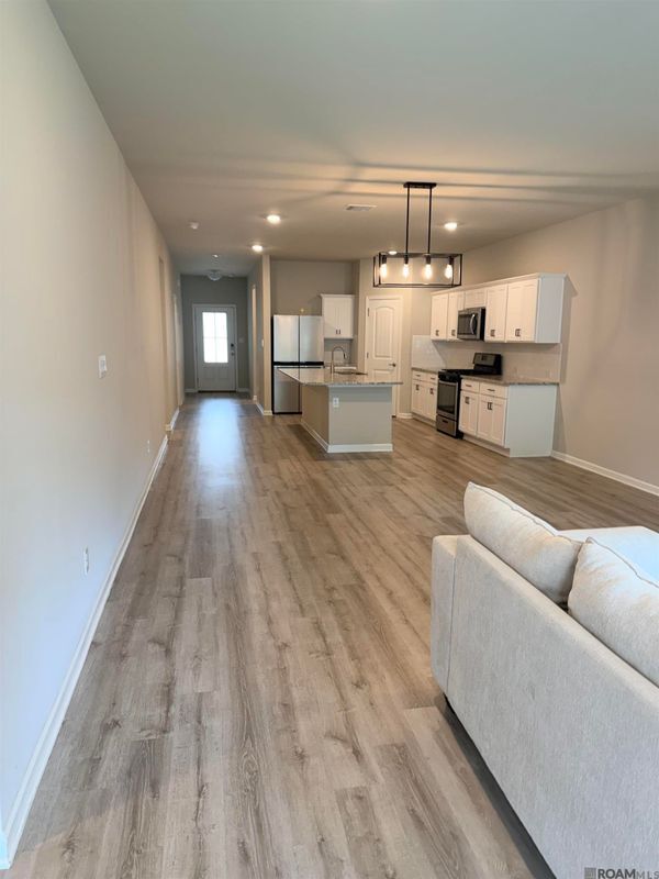 Foto del edificio - 6407 Tiger Pointe Dr.