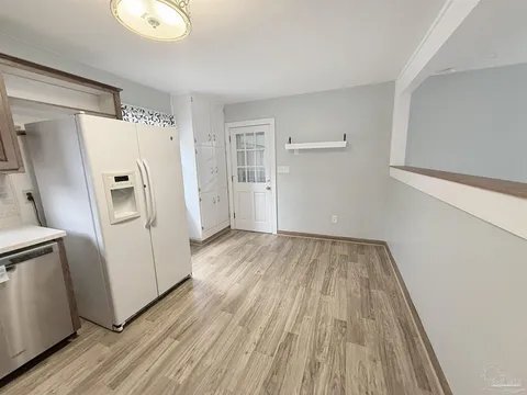 Foto del edificio - 4175 Bell Ln