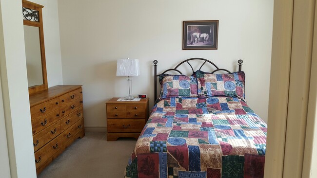 Building Photo - 110 Bishop Dr