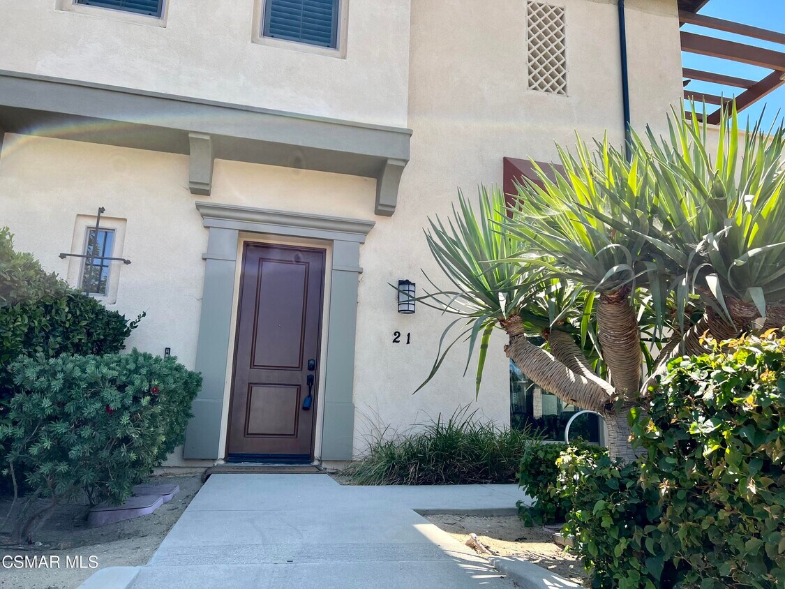 202 Village Commons Blvd, Camarillo, CA 93012 Condo for Rent in Camarillo, CA