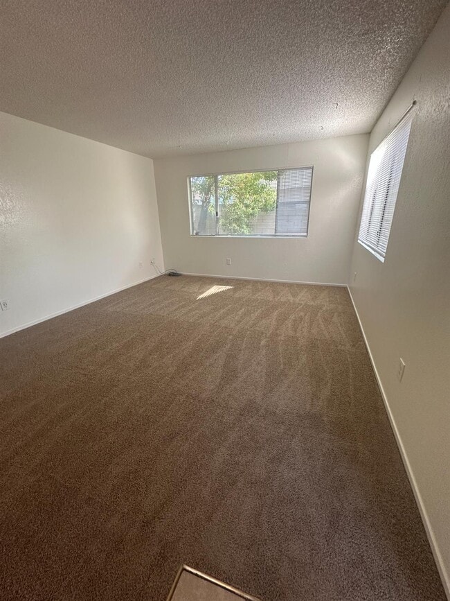 Building Photo - 1020 Jefferson Ave