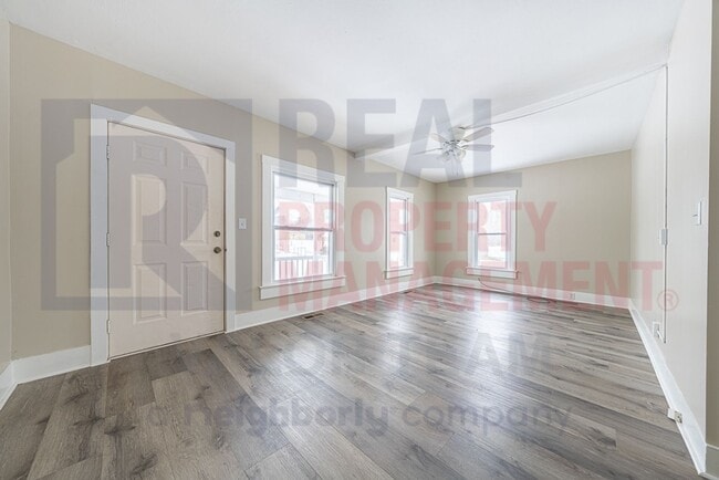 Building Photo - 6256 Wayland Rd