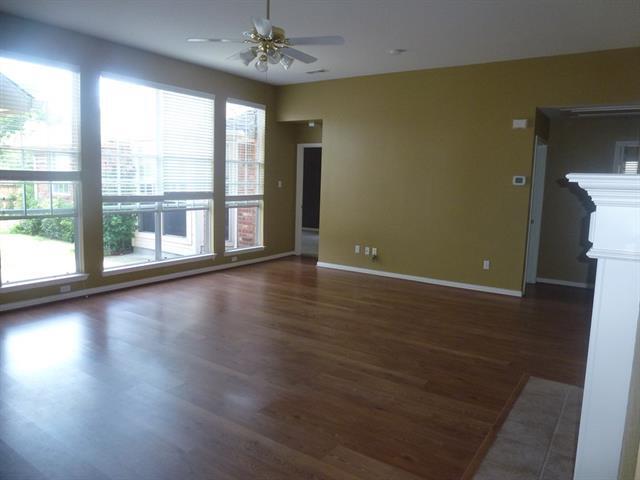 Foto del edificio - 3909 Clifton Dr