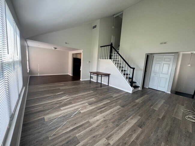 Foto del edificio - 135 Chaucer Rd