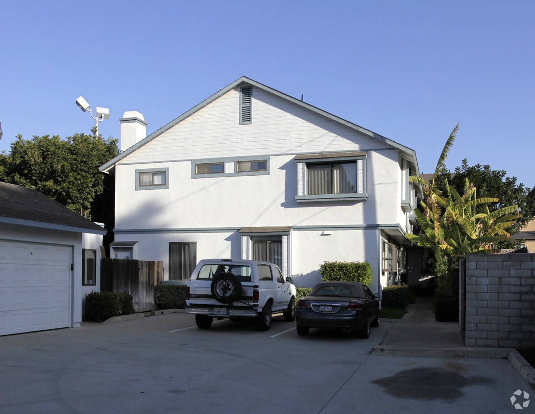 Bay Timbers Apartments Costa Mesa