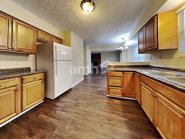 Foto del edificio - 6518 Jayfield Dr