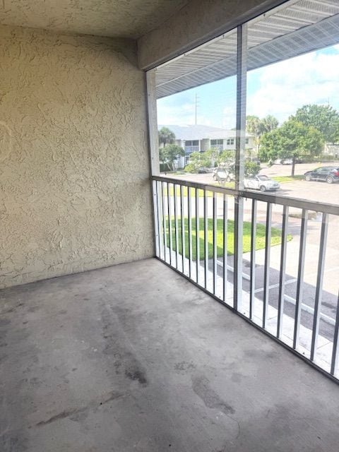 Building Photo - 1512 SE Royal Green Cir