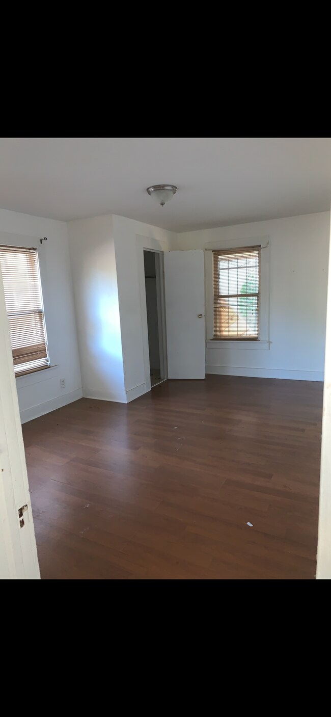 Dormitorio dos - 2004 N Palace Ave