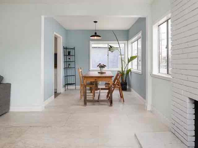 Foto del edificio - 4803 W 121st St