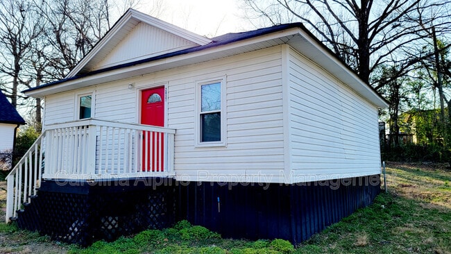 Photo - 2037 Pine Dr House