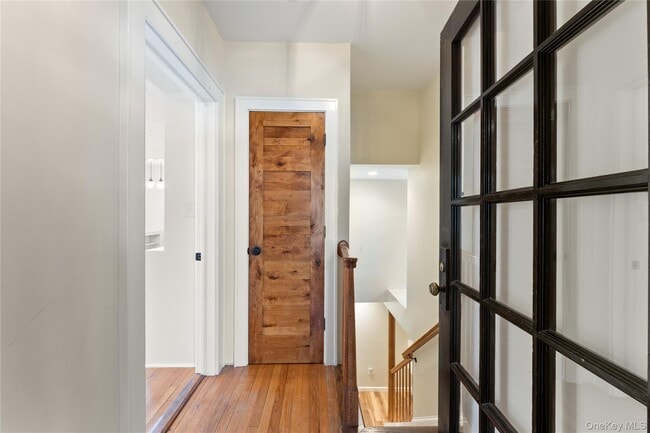 Building Photo - 92 Pocantico St