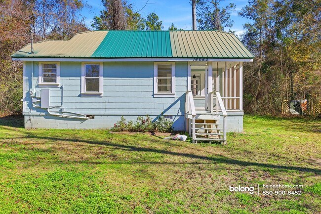 Building Photo - 16063 SE Janet St