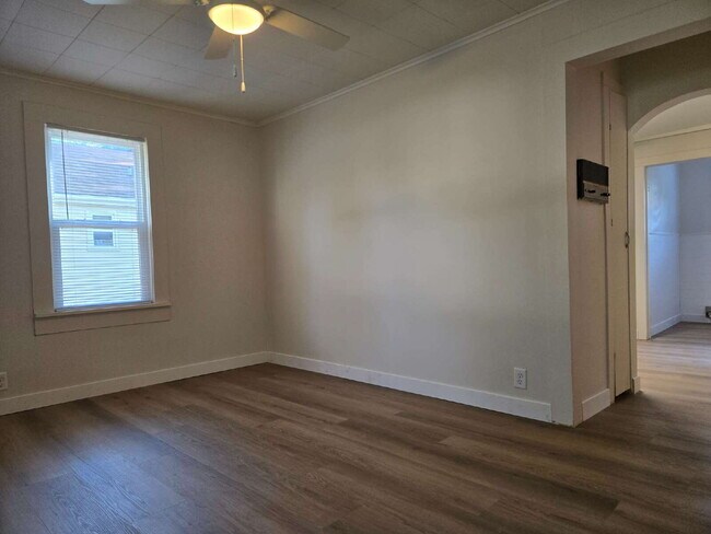 Building Photo - Room to Roam — Updated 2 Bed with Huge Yard & 2-Car Garage