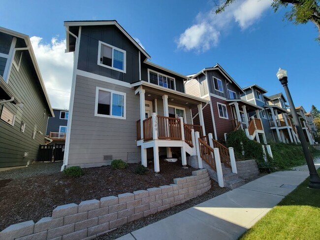 Foto del edificio - Beautiful, well maintained home close to f...
