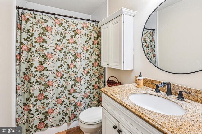 Foto del edificio - 832 Clifton Ave