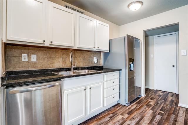 Foto del edificio - 920 Sunny Slope Dr