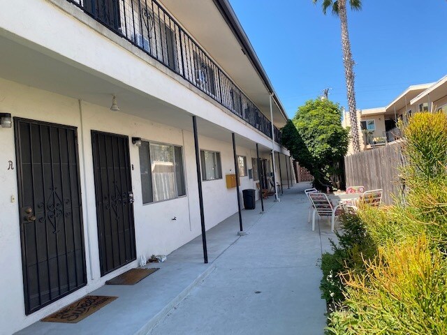 Building Photo - 4652 E Mountain View Dr