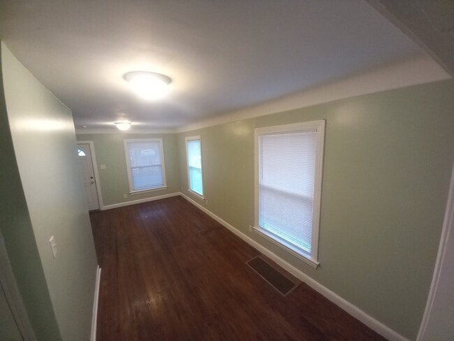 Building Photo - 24833 Bennett St