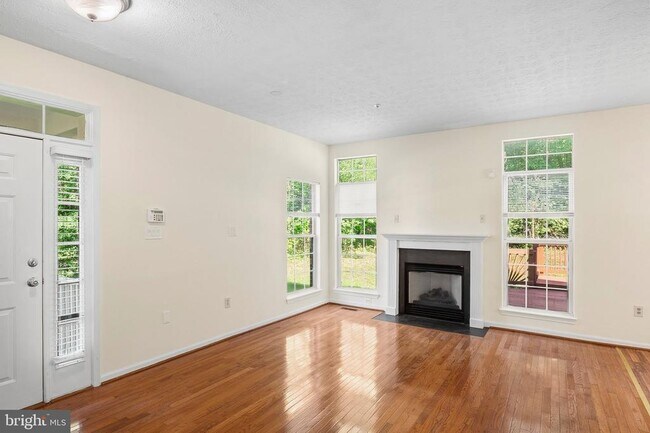 Foto del edificio - 6035 Grenfell Loop