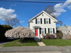 Building Photo - 101 Cottage St