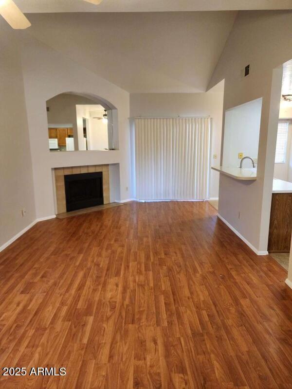Building Photo - 930 N Mesa Dr