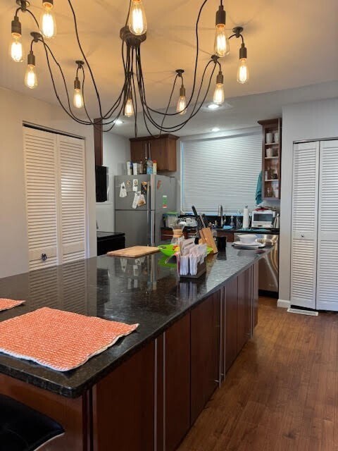 Foto principal - 196 Allston St