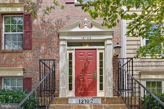Foto del edificio - 12102 Green Leaf Ct