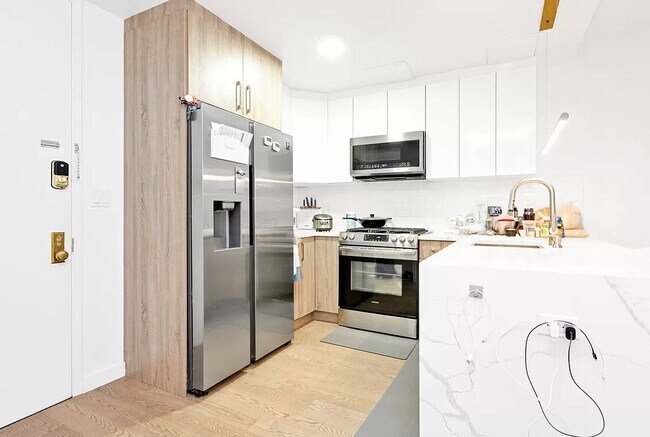 Foto del edificio - Comfortable Living in a Desirable Area