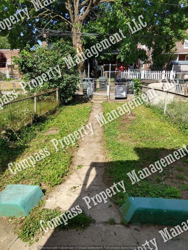 Building Photo - $1095 - 3 Bed, 1 Bath - Coatesville