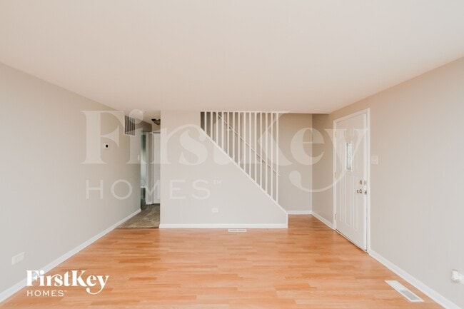 Foto del edificio - 171 Craig Dr W