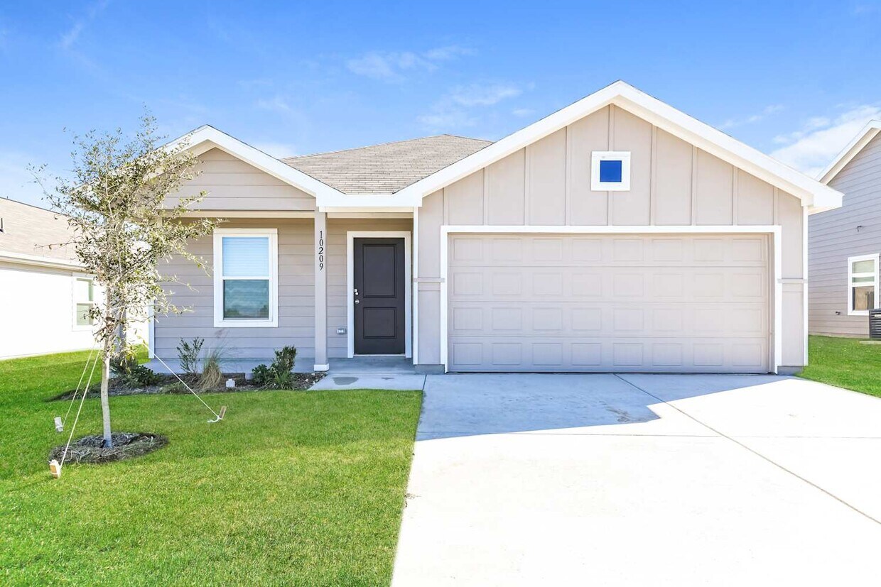 Foto principal - 10209 Hackberry Spg Wy