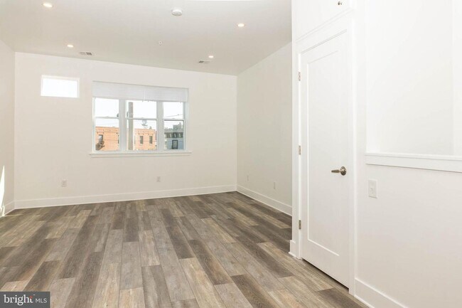 Building Photo - 1400 E Passyunk Ave