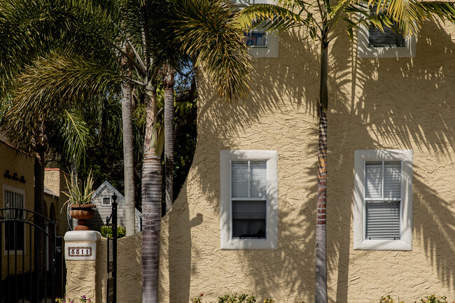 Building Photo - 3311-13 W. San Juan