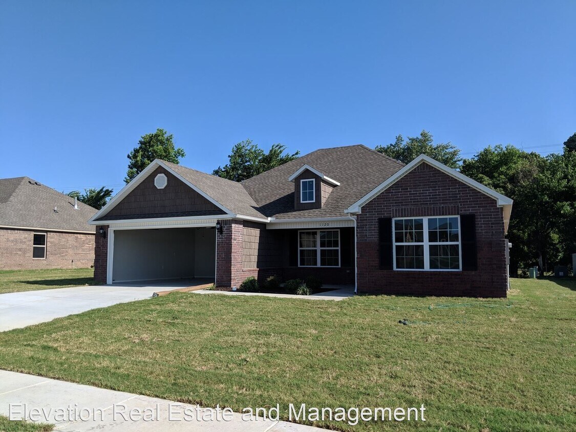 Primary Photo - 4 br, 2 bath House - 1120 Battery Drive
