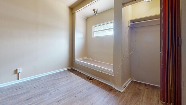 Foto del edificio - 5021 Germantown Ave