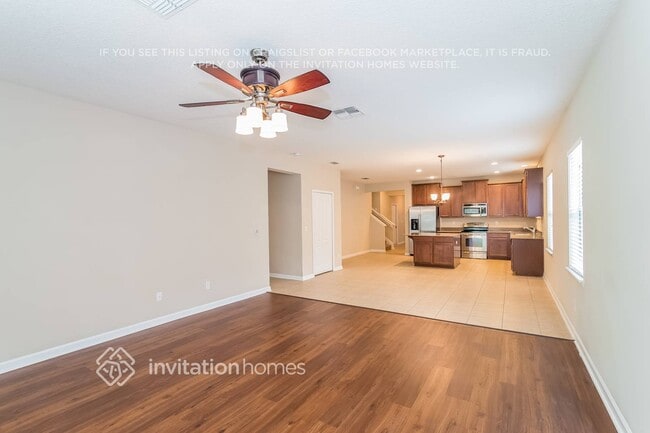 Building Photo - 137 Tollerton Avenue