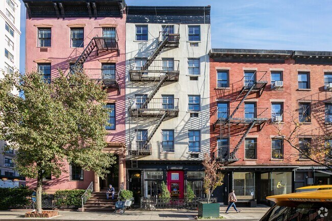 Foto del edificio - 160 9th Ave