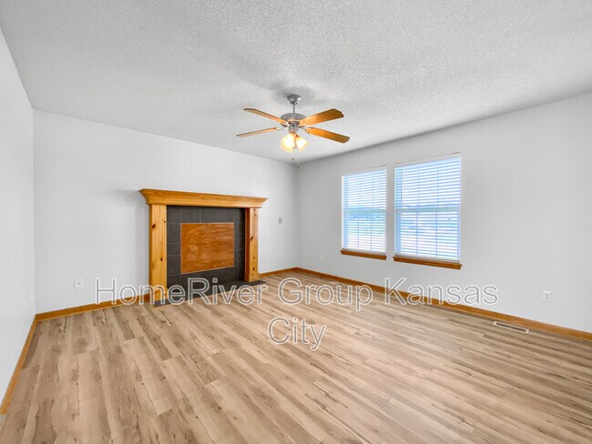 Building Photo - 6357 Blue Ridge Blvd