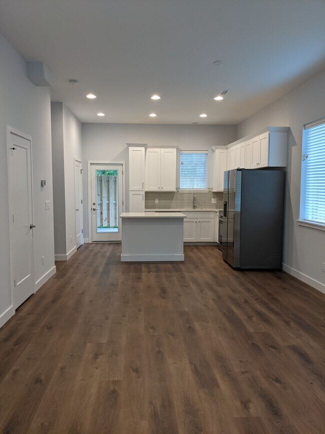 Foto del edificio - Black Mountain Townhouse Rental