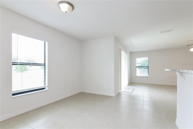 Building Photo - 8512 Silverbell Loop