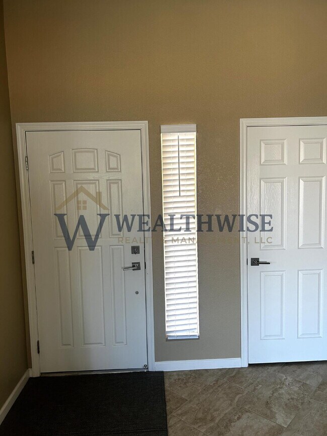 Building Photo - Luxurious 2 Bedroom 2 Bath Home for Rent in Sun City, Oro Valley 4286 N Wisteria Way, Oro Valley,...