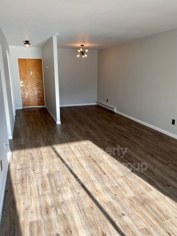 Building Photo - 100 Winding Way