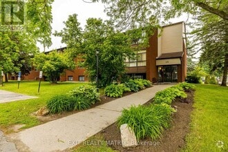 Building Photo - 15-115 Findlay Ave