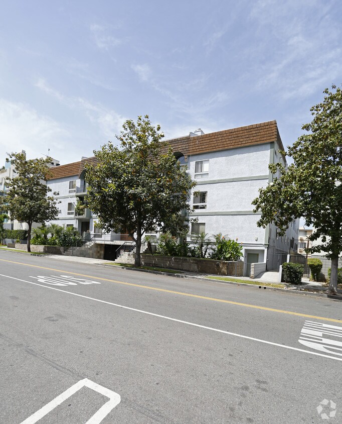 Foto del edificio - 431 S Kingsley Dr