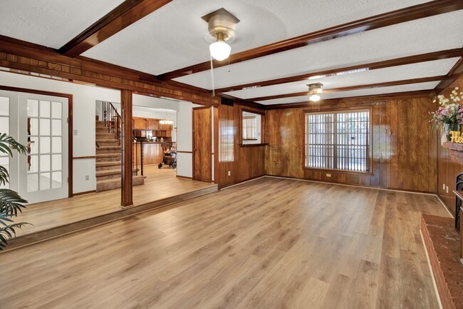 Foto del edificio - 5703 Havenwoods Dr