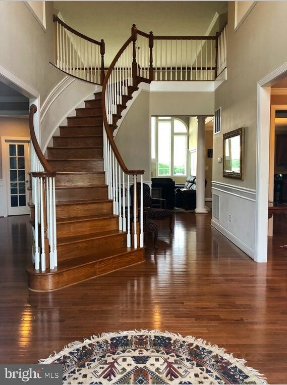 Foto del edificio - 15301 Mountain Crest Ct
