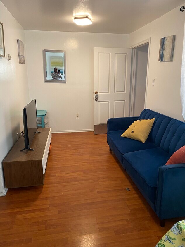 Living room - 3621 37th St