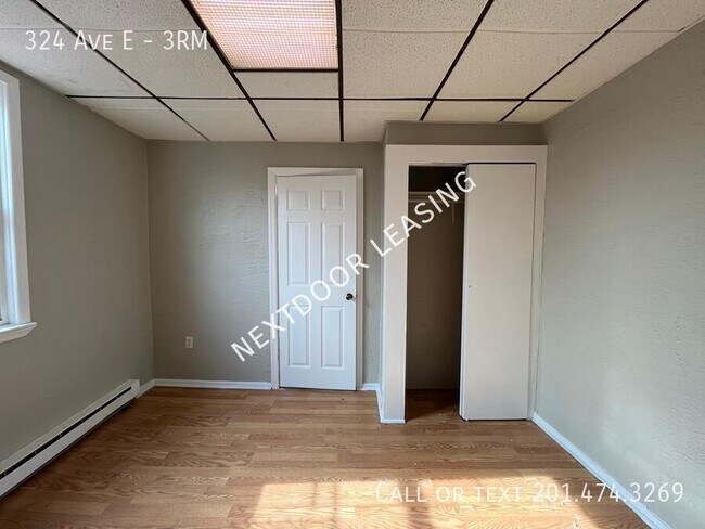 Foto del edificio - 324 Ave E