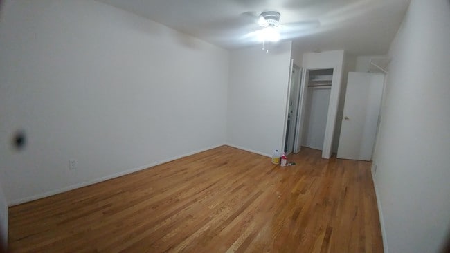 Building Photo - 370 Butler St